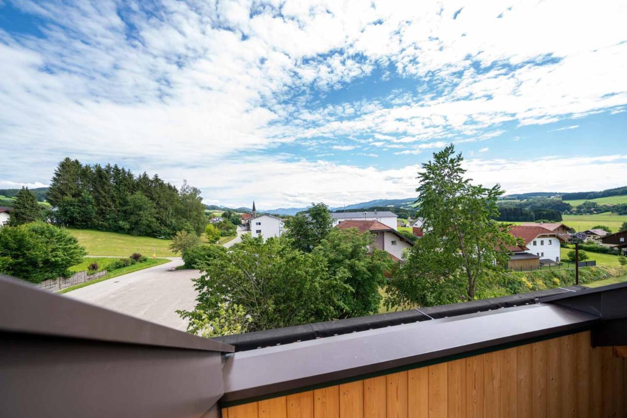 Gasthaus Hotel Beim Erich Oberhofen am Irrsee ภายนอก รูปภาพ